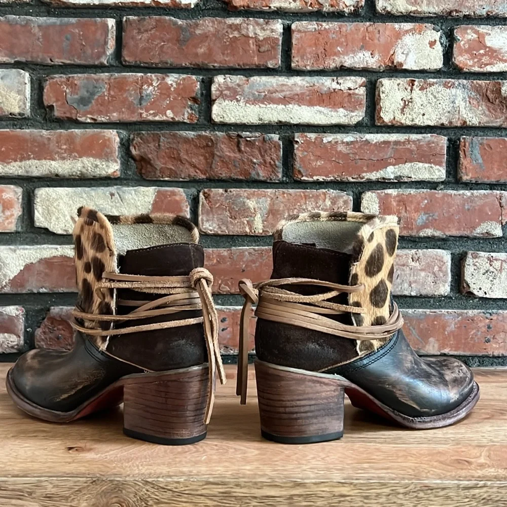 Freebird Casey Ankle Booties - Sz 9 - Picture 6 of 10